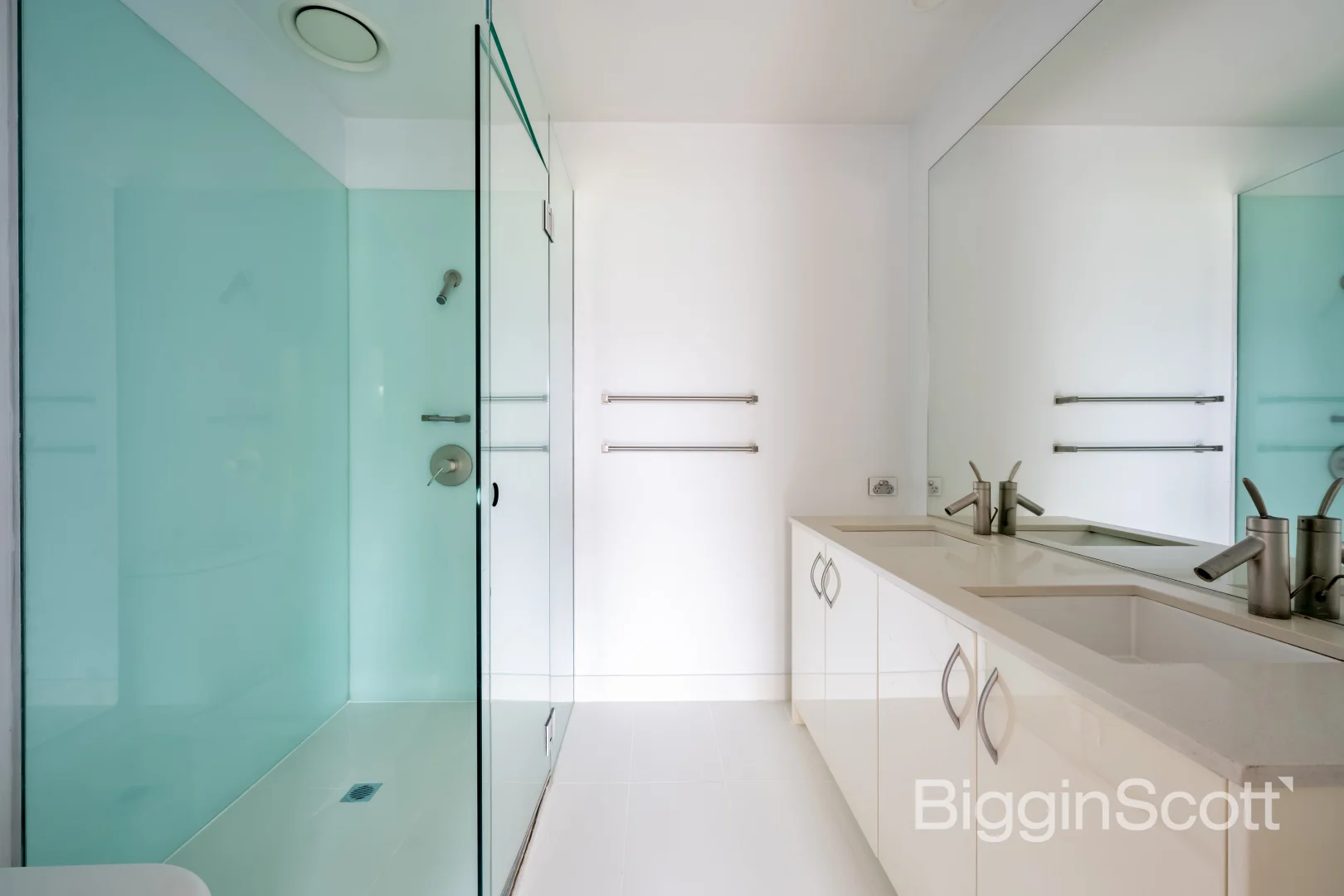 Additional image 9 of 409/49 Beach Street, Port Melbourne VIC 3207