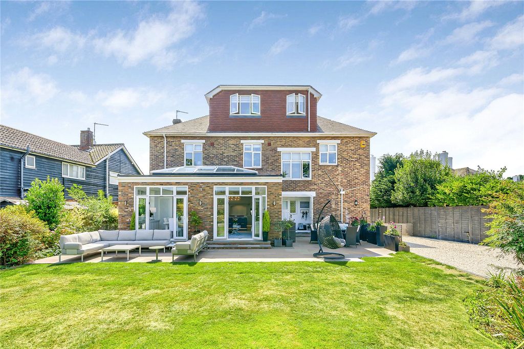 Additional image 40 of 6 bed detached house for saleSouth Walk, Middleton-On-Sea, West Sussex PO22
