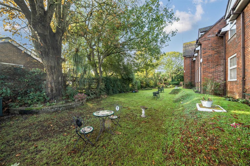 Additional image 11 of 2 bed flat for saleEast Street, Blandford Forum DT11