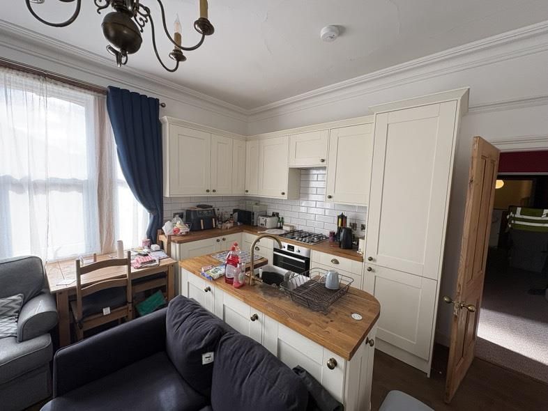 Additional image 11 of 2 bed flat for saleTaunton Road, Bridgwater TA6