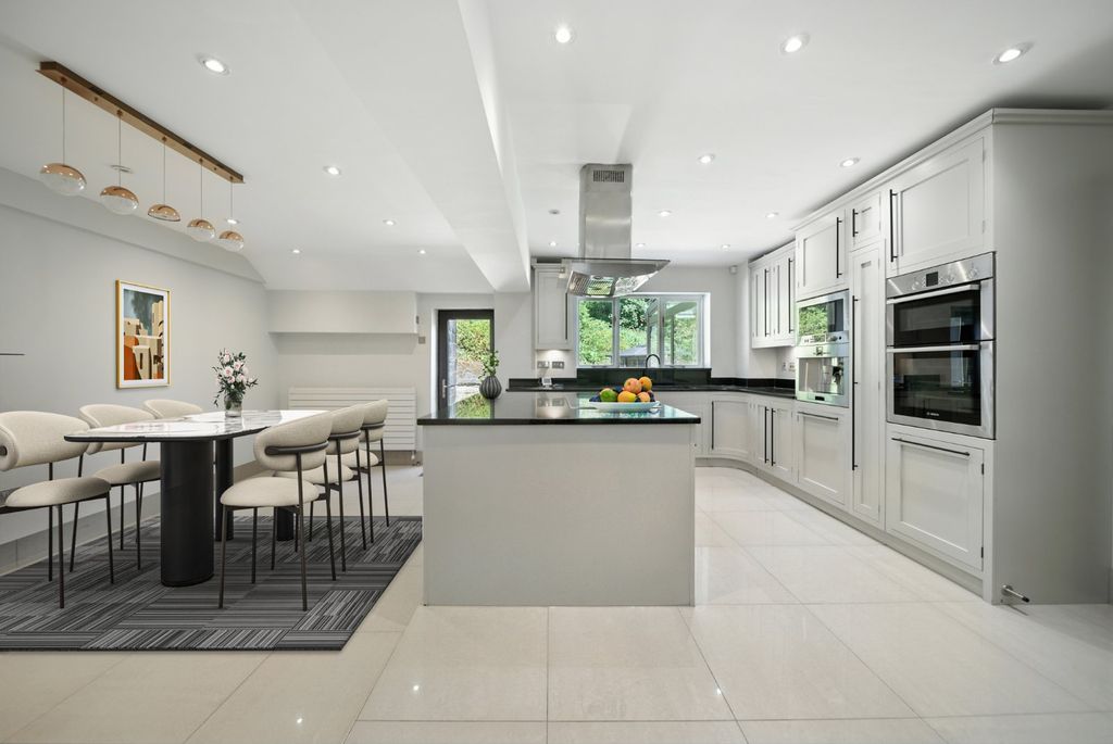 Additional image 5 of 5 bed detached house for saleWoodlands Close, Apperley Bridge, West Yorkshire BD10