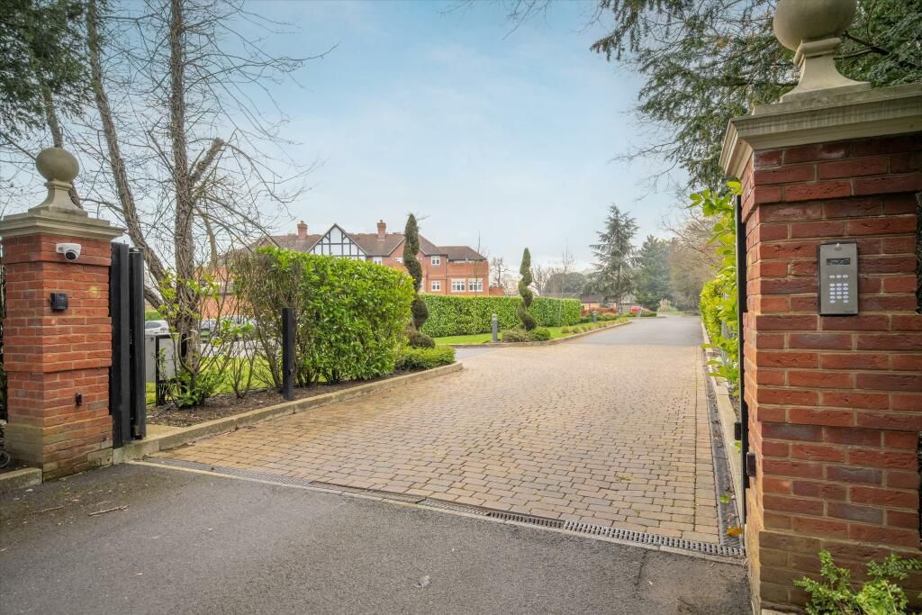 Additional image 4 of 5 bed terraced house for saleDrift Road, Winkfield, Windsor SL4