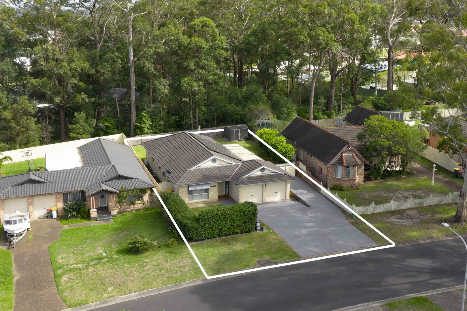 17 Claylands Drive, St Georges Basin NSW 2540