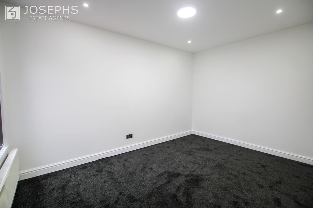 Additional image 15 of 5 bed end terrace house for saleEllesmere Road, Bolton BL3