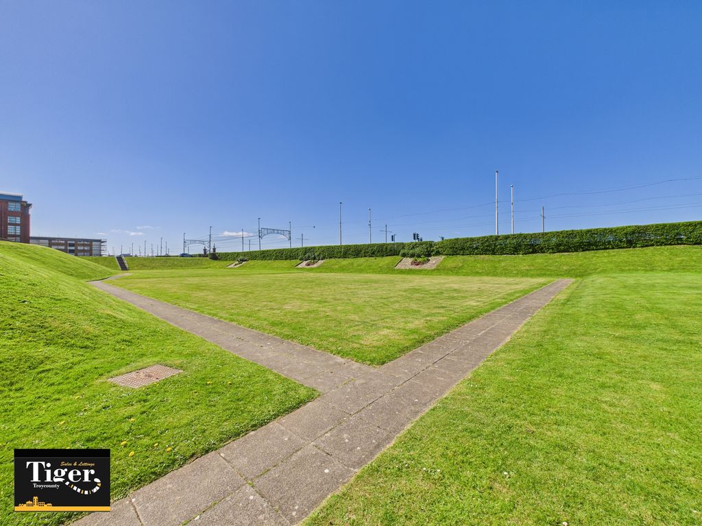 Additional image 22 of 2 bed flat for saleQueens Promenade, Bispham, Blackpool FY2