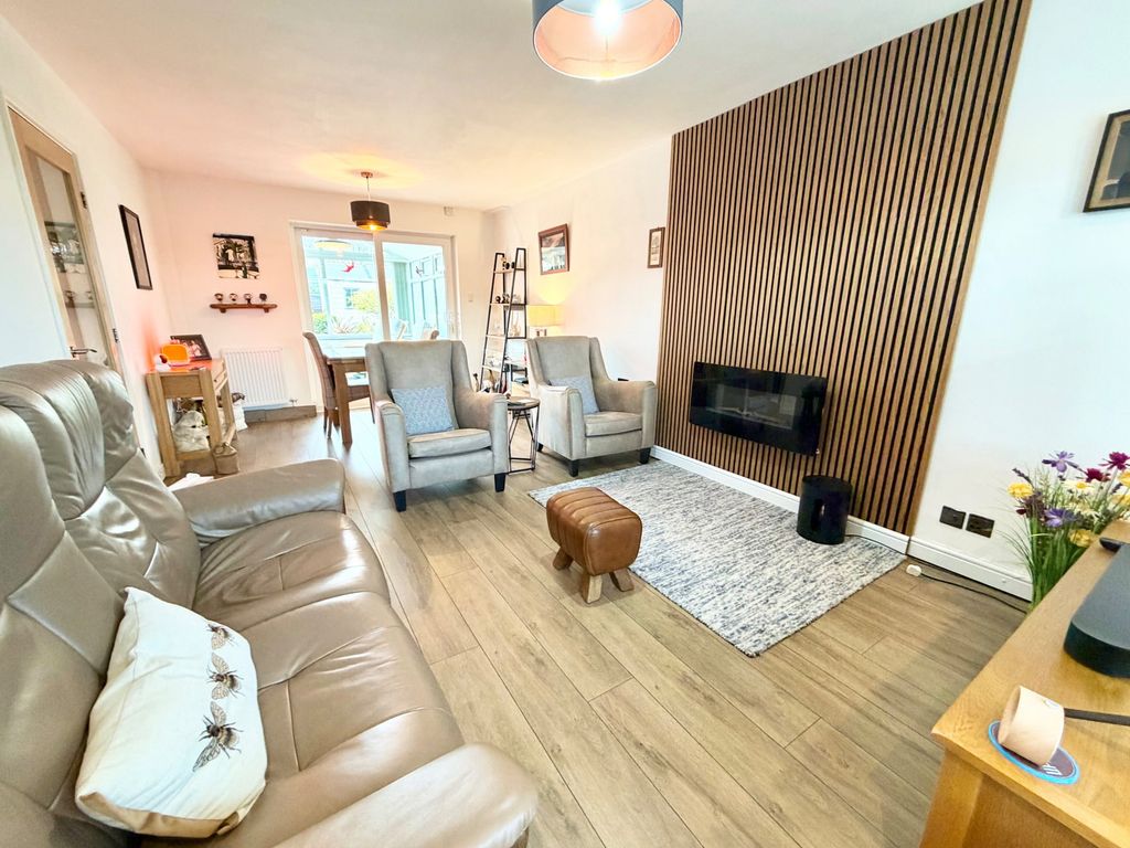 Additional image 10 of 3 bed detached house for saleWestacre Drive, Quarry Bank, Brierley Hill DY5