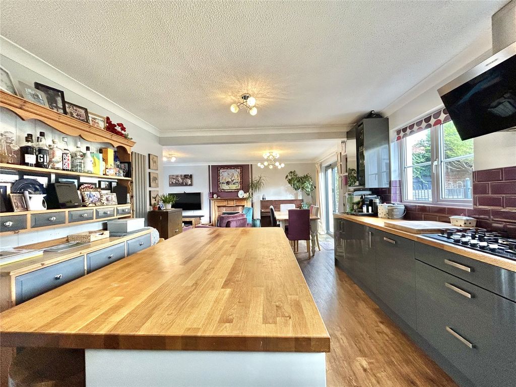 Additional image 3 of 5 bed detached house for saleAshmore Close, Blandford Forum, Dorset DT11
