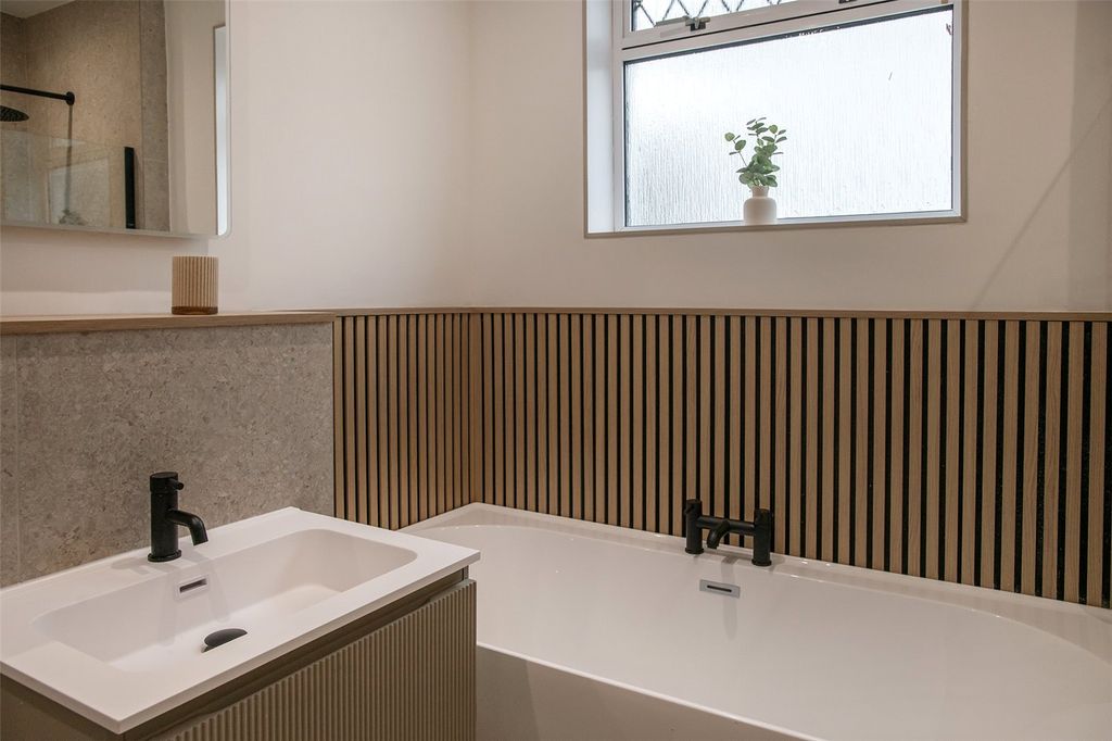 Additional image 26 of 4 bed detached bungalow for saleDuke Street, Denny FK6