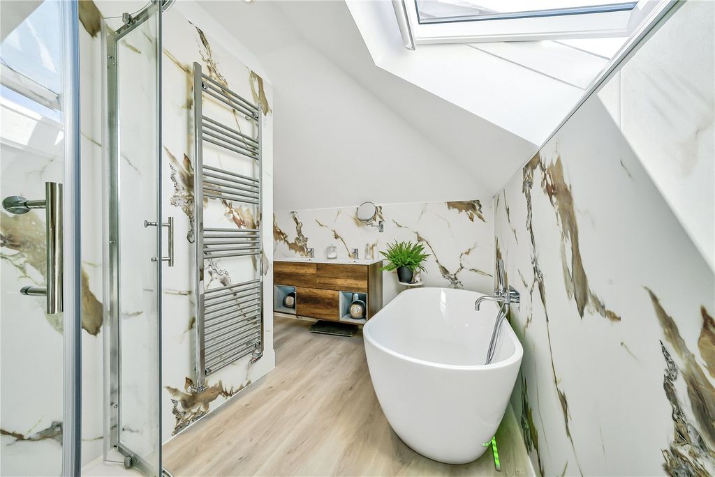 Additional image 25 of 6 bed detached house for saleSouth Walk, Middleton-On-Sea, West Sussex PO22