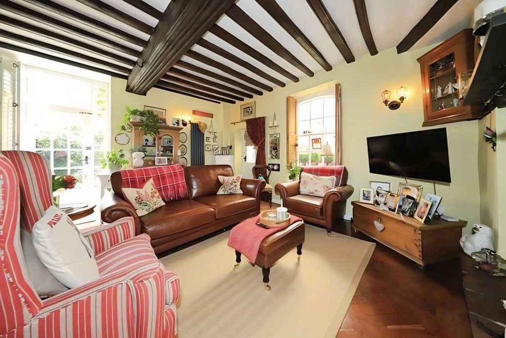 Additional image 2 of 2 bed town house for saleMill Street, Bridgnorth WV15