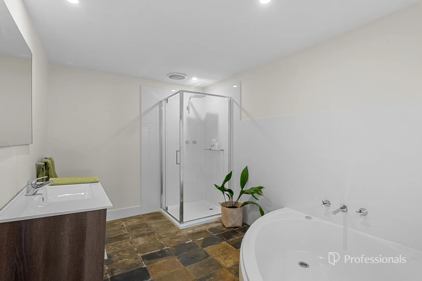 Additional image 8 of 12 Hope Street, Maryborough VIC 3465