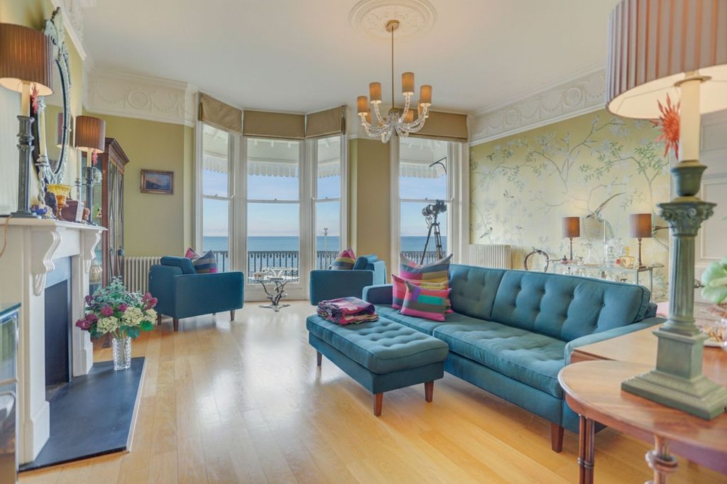 Additional image 9 of 5 bed property for saleRoyal Crescent, Brighton BN2
