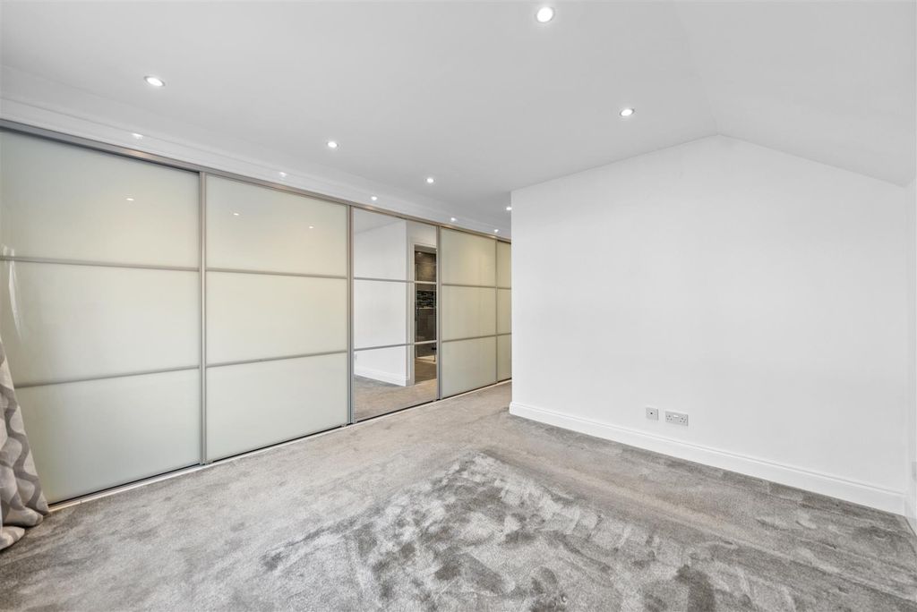 Additional image 24 of 5 bed detached house for saleSnead View, Motherwell ML1