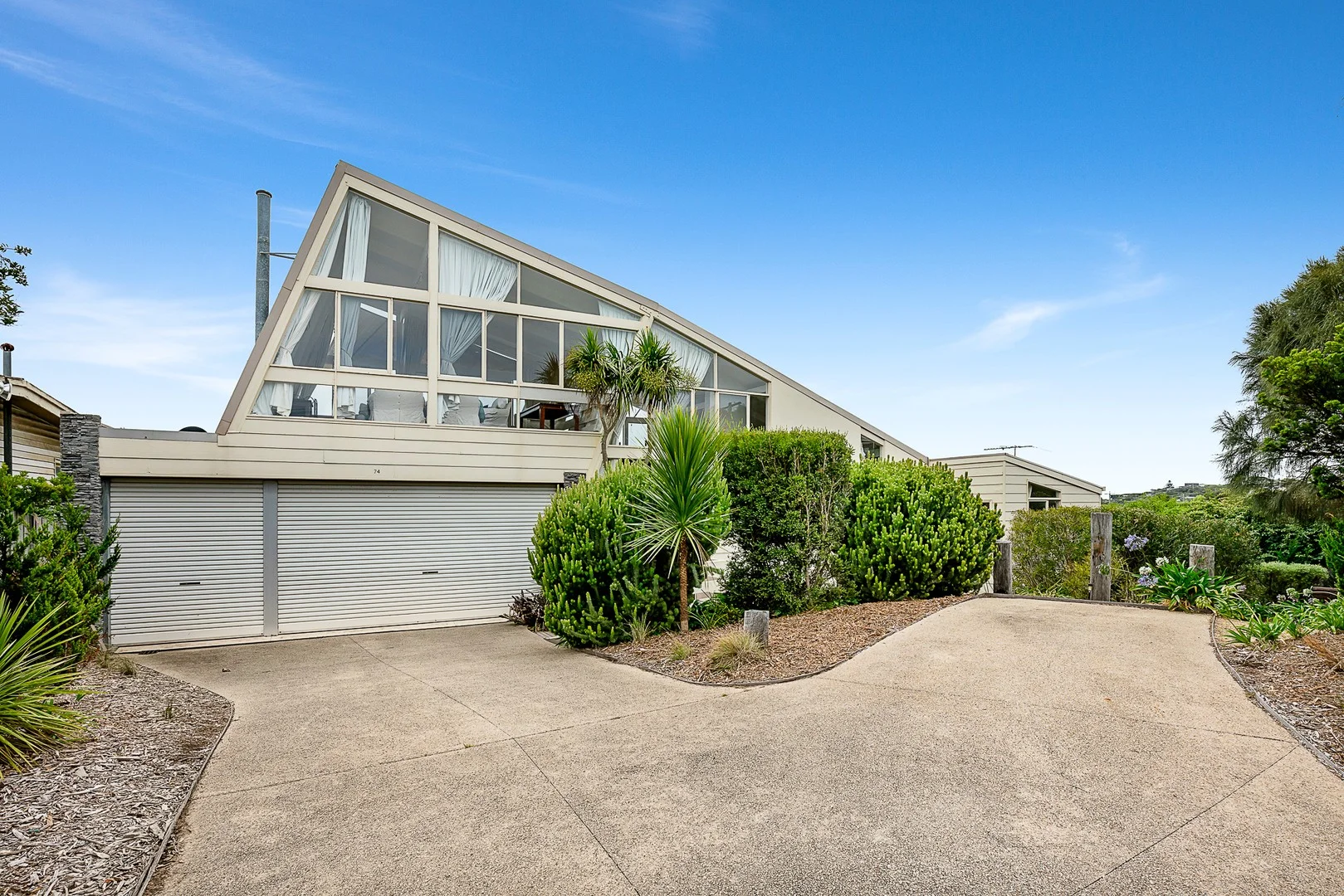 74 Seaview Street, Blairgowrie VIC 3942