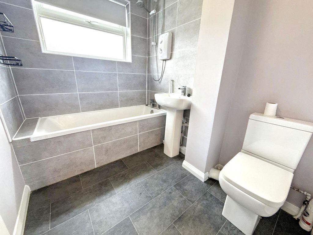 Additional image 10 of 2 bed flat for saleFarnham Close, Lemington, Newcastle Upon Tyne NE15