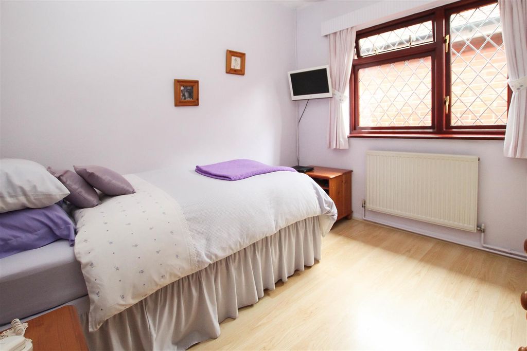 Additional image 12 of 3 bed detached bungalow for saleRushdene Road, Brentwood CM15