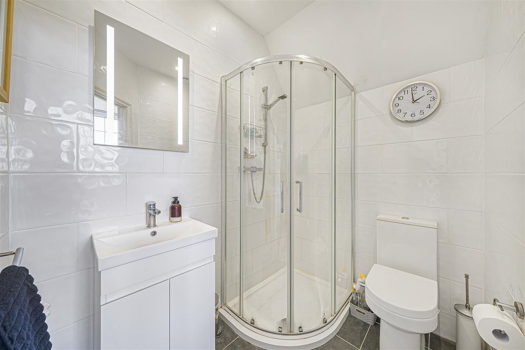 Additional image 19 of 4 bed flat for saleHighland Road, Bromley BR1