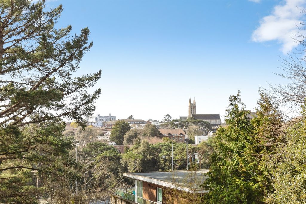 Additional image 2 of 2 bed flat for saleBranksome Wood Road, Bournemouth BH2
