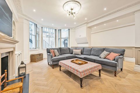 Cornwall Gardens, South Kensington, London SW7