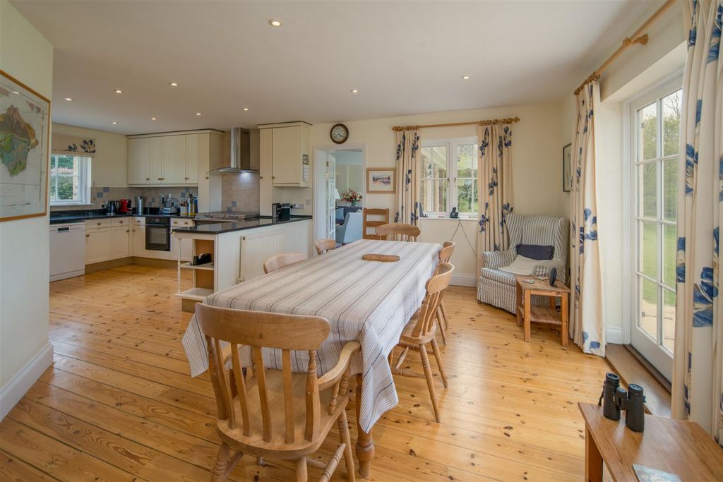 Additional image 8 of 5 bed property for saleCranmore, Isle Of Wight PO41