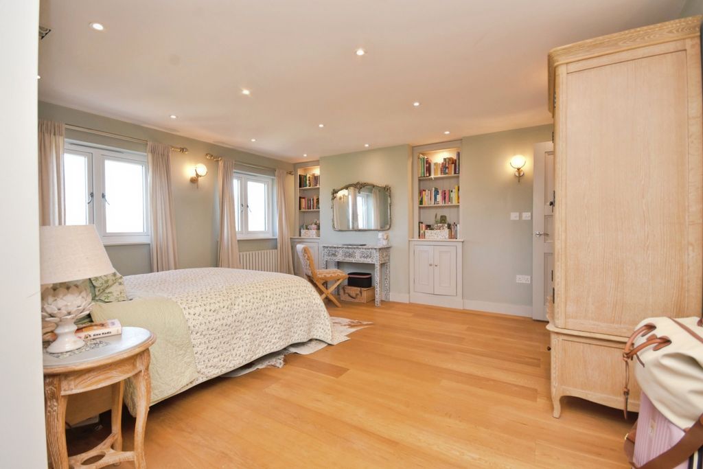 Additional image 21 of 3 bed semi-detached house for saleSeacroft Road, Broadstairs, Kent CT10