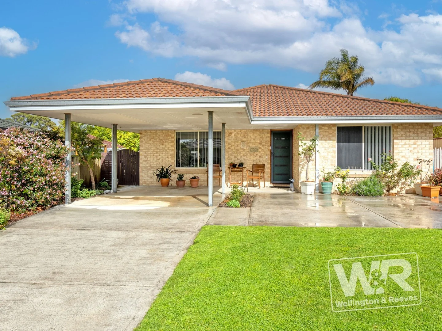 5 Salvado Road, Orana WA 6330