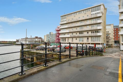 Royal Quay, Liverpool L3