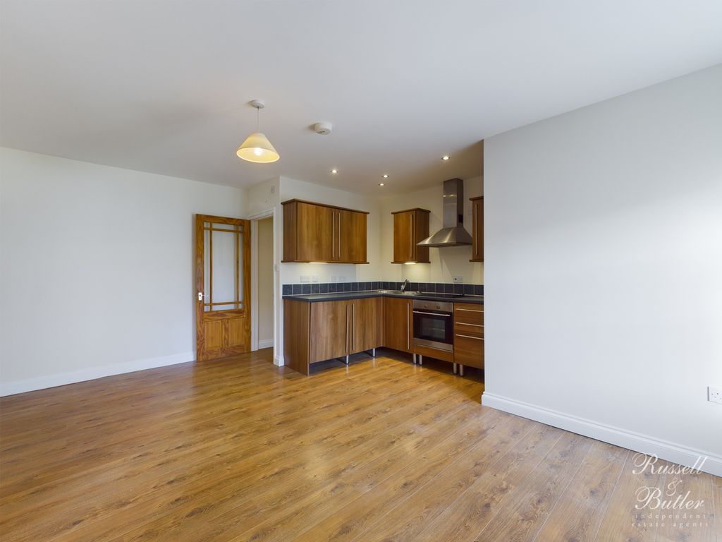Additional image 2 of 2 bed flat for saleWest Street, Buckingham, Buckinghamshire MK18