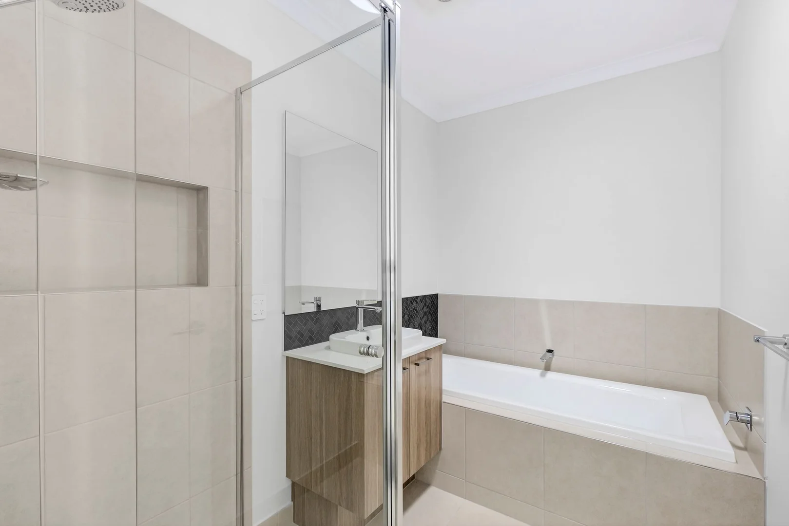 Additional image 13 of 44 Melaleuca Street, Armstrong Creek VIC 3217