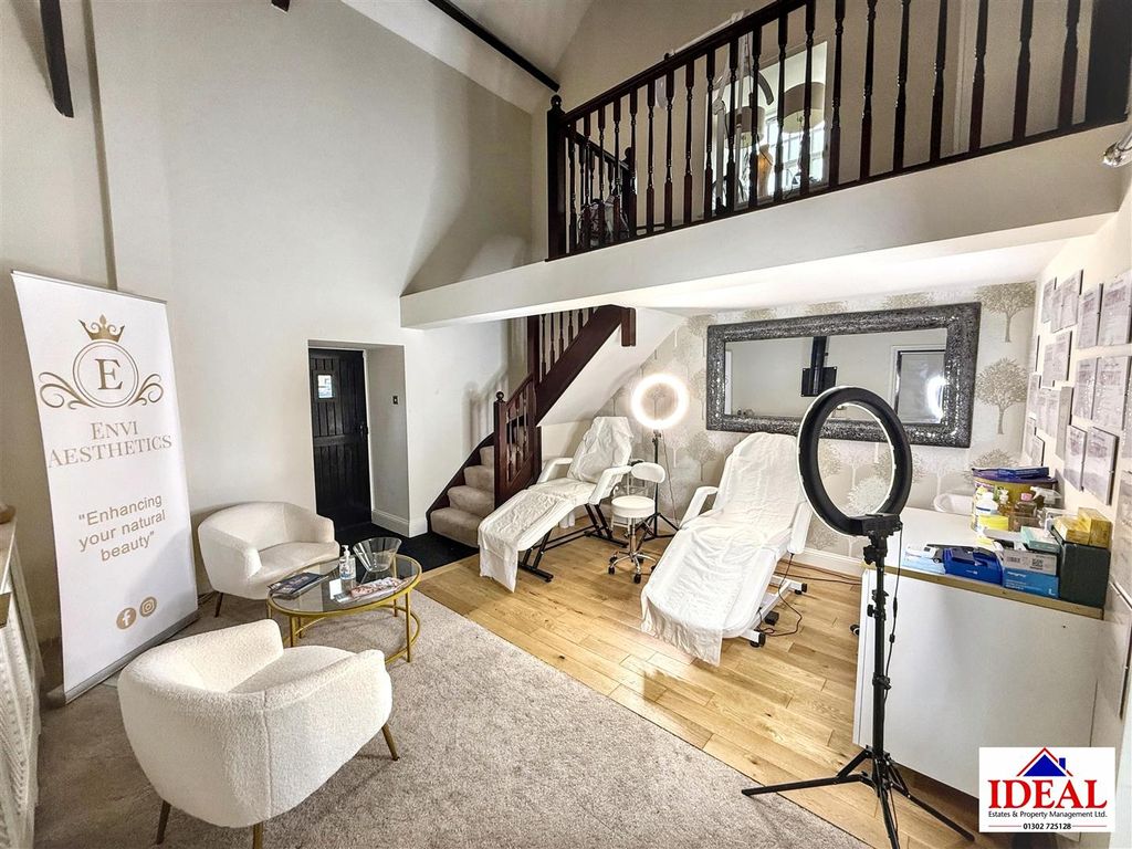 Additional image 4 of 5 bed barn conversion for saleSouth Farm Drive, Skellow, Doncaster DN6