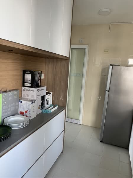 301A Punggol Central photo 2