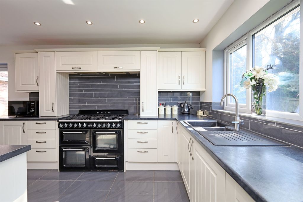 Additional image 10 of 3 bed bungalow for saleGarfits Lane PE21