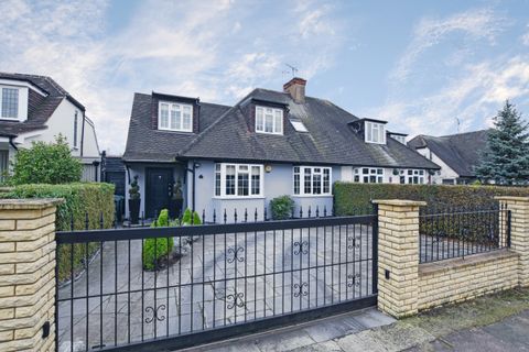 Purley Avenue, London NW2