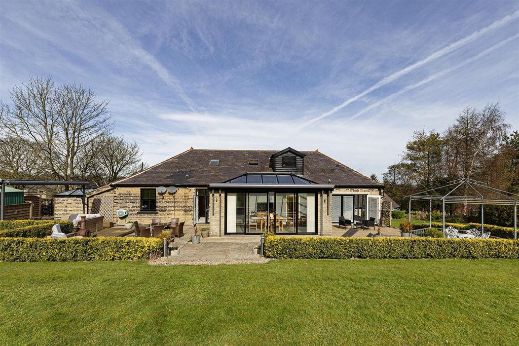 Additional image 52 of 4 bed detached house for saleBeaconsfield Road, Clayton, Bradford BD14