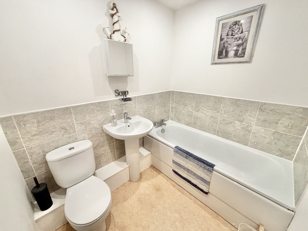 Additional image 14 of 2 bed flat for saleAdmiral View, 160 Queens Promenade, Bispham FY2