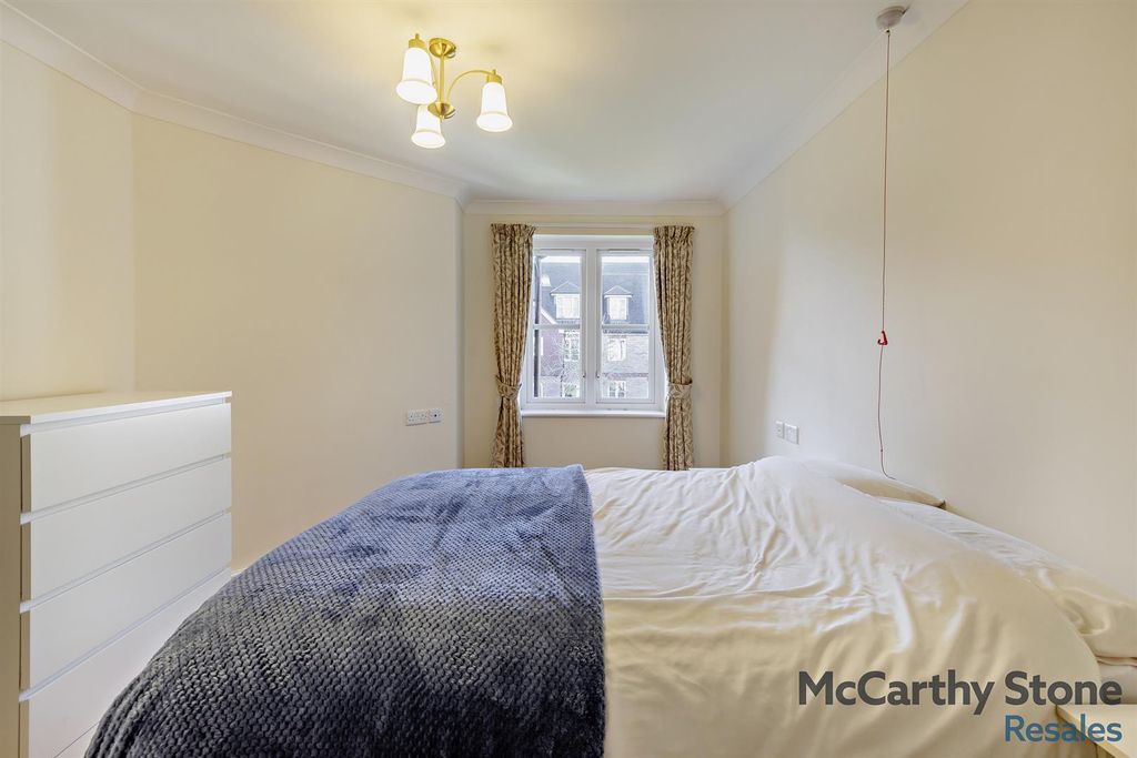 Additional image 11 of 1 bed flat for saleSt Rumbolds Court, Buckingham Road, Brackley NN13