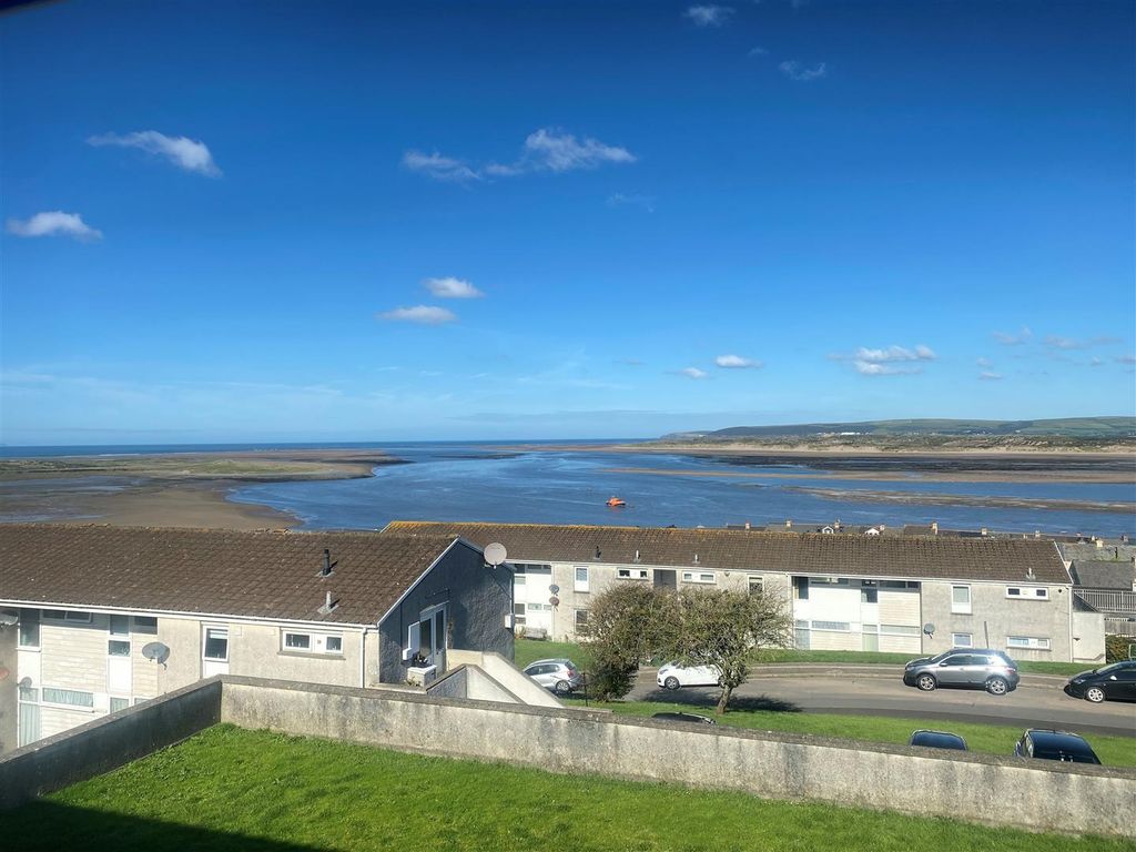 Additional image 5 of 2 bed flat for saleThe Mount, Appledore EX39