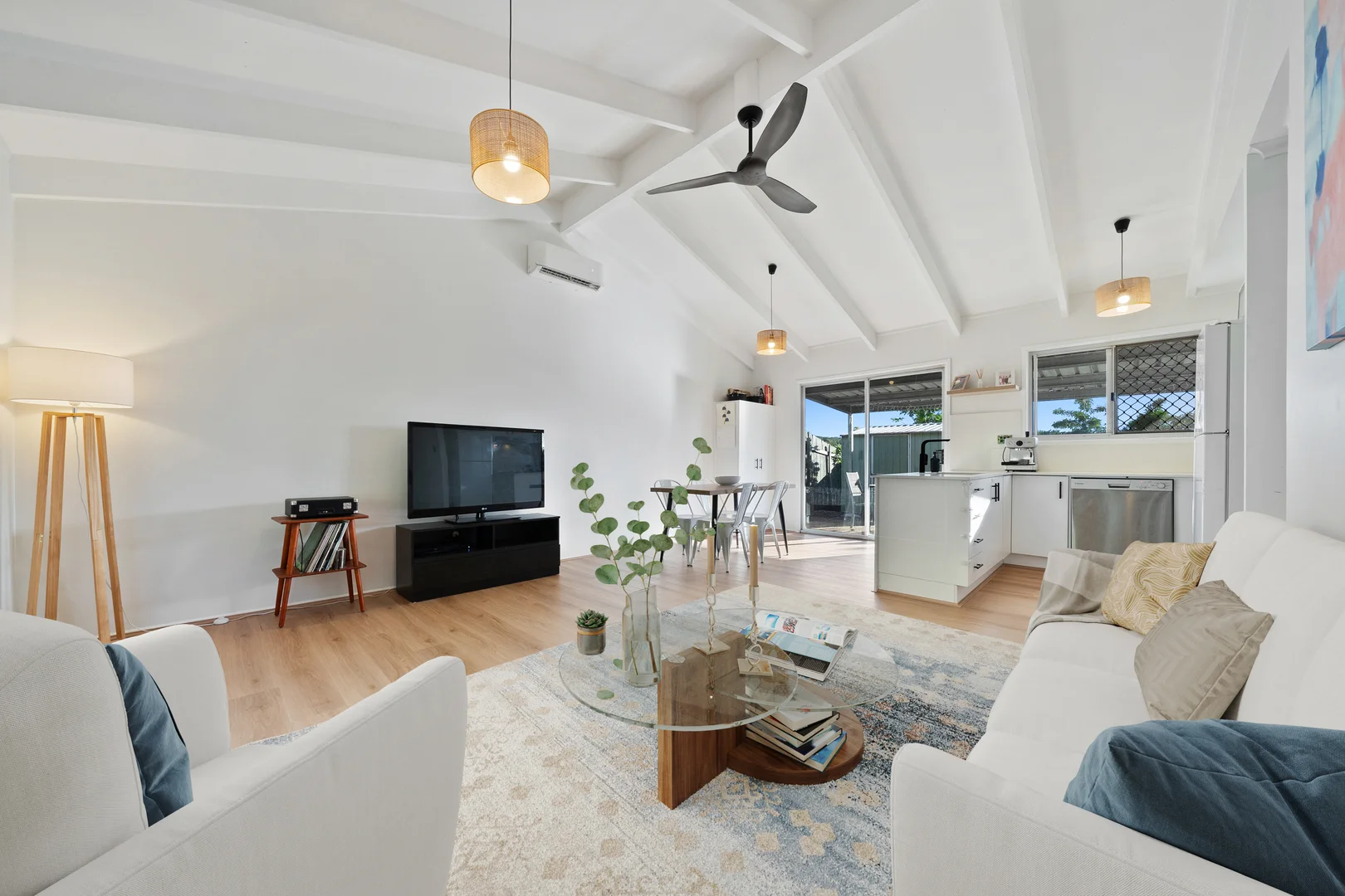 18 Amy Drive, Beenleigh QLD 4207 photo 3