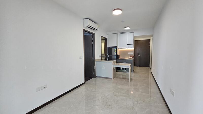 49 Normanton Park photo 5