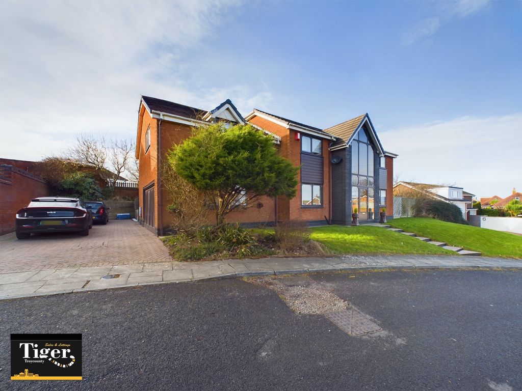 Additional image 2 of 5 bed detached house for saleThe Knowle, Bispham, Blackpool FY2