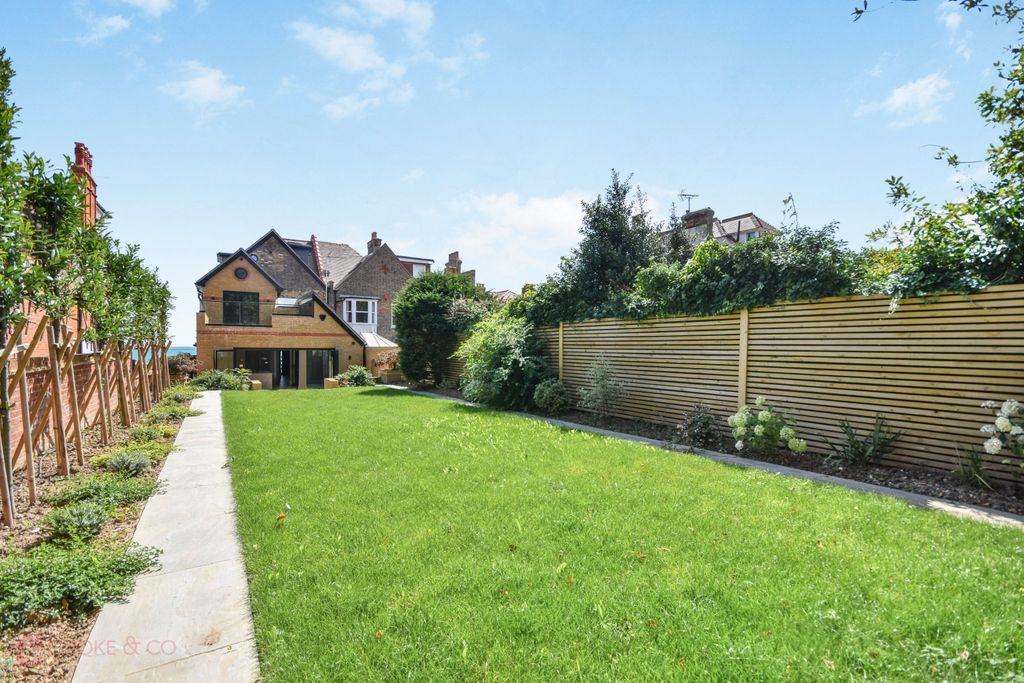 Additional image 28 of 4 bed semi-detached house for saleEastern Esplanade, Broadstairs, Kent CT10