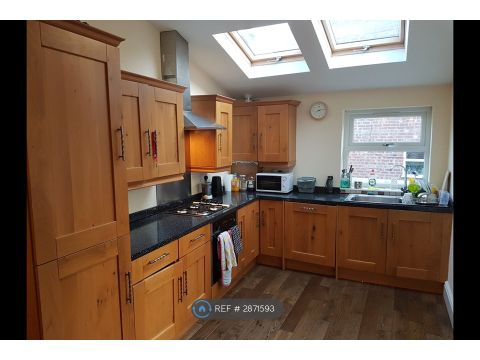Old Moat Lane, Manchester M20, Room to rent