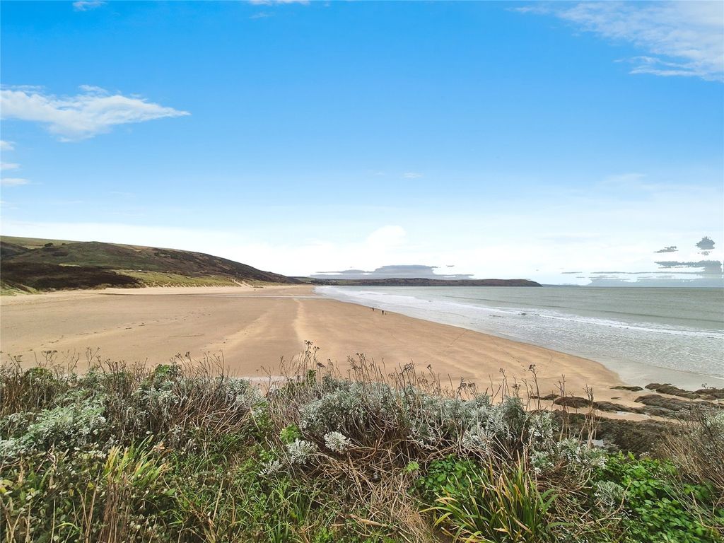 2 bed flat for saleBay View Road, Woolacombe, Devon EX34 photo 2