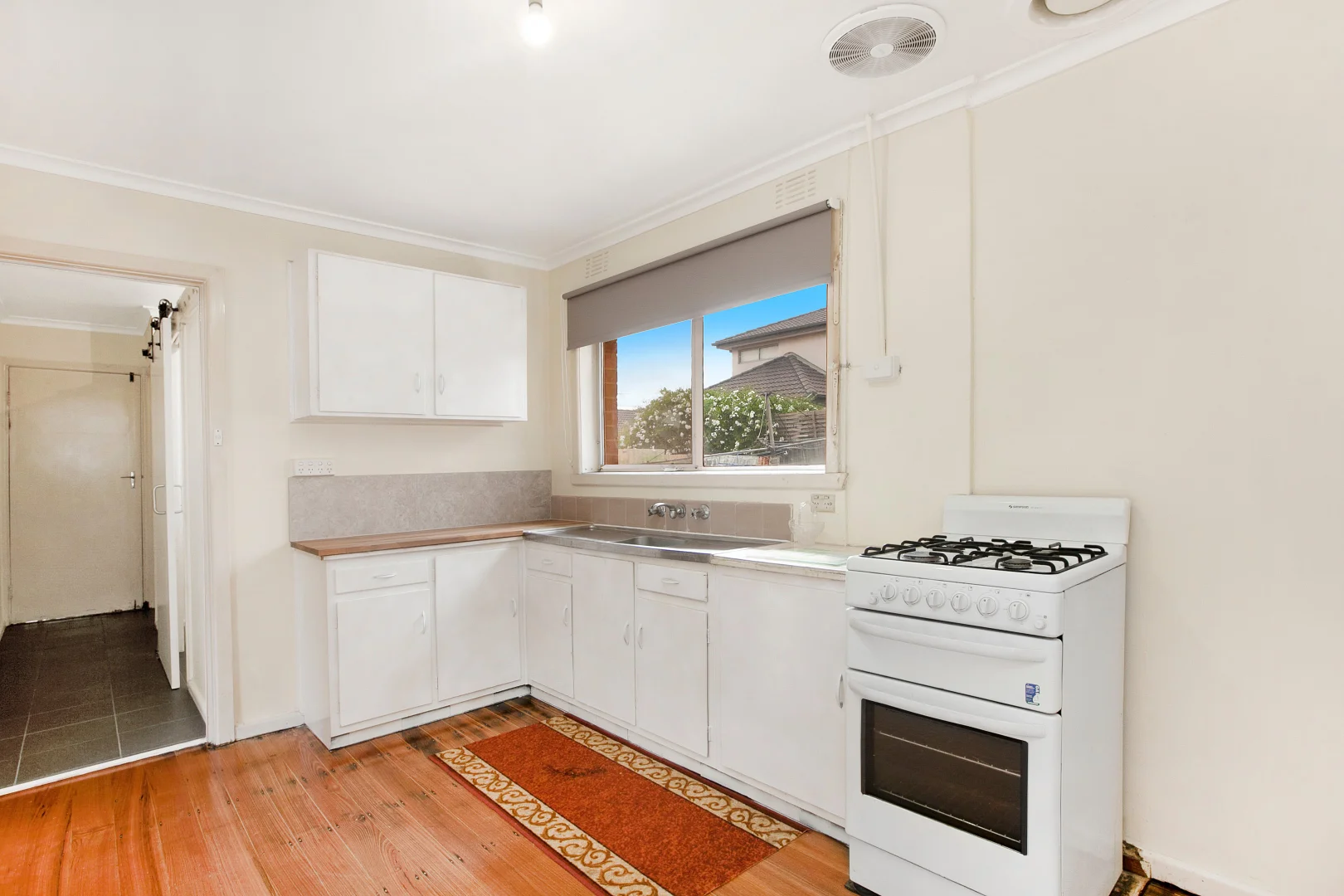 Additional image 4 of 2/22 Sharps Road, Tullamarine VIC 3043