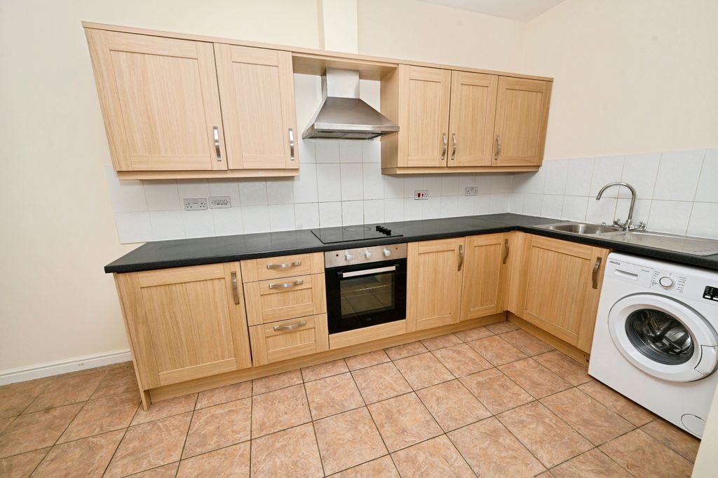 Additional image 3 of 2 bed flat for saleFreiston Terrace, Boston PE21