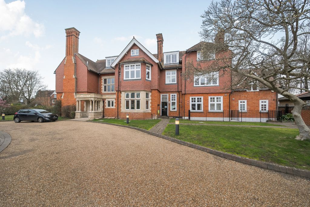 Additional image 20 of 2 bed flat for saleRodway Road, Bromley BR1