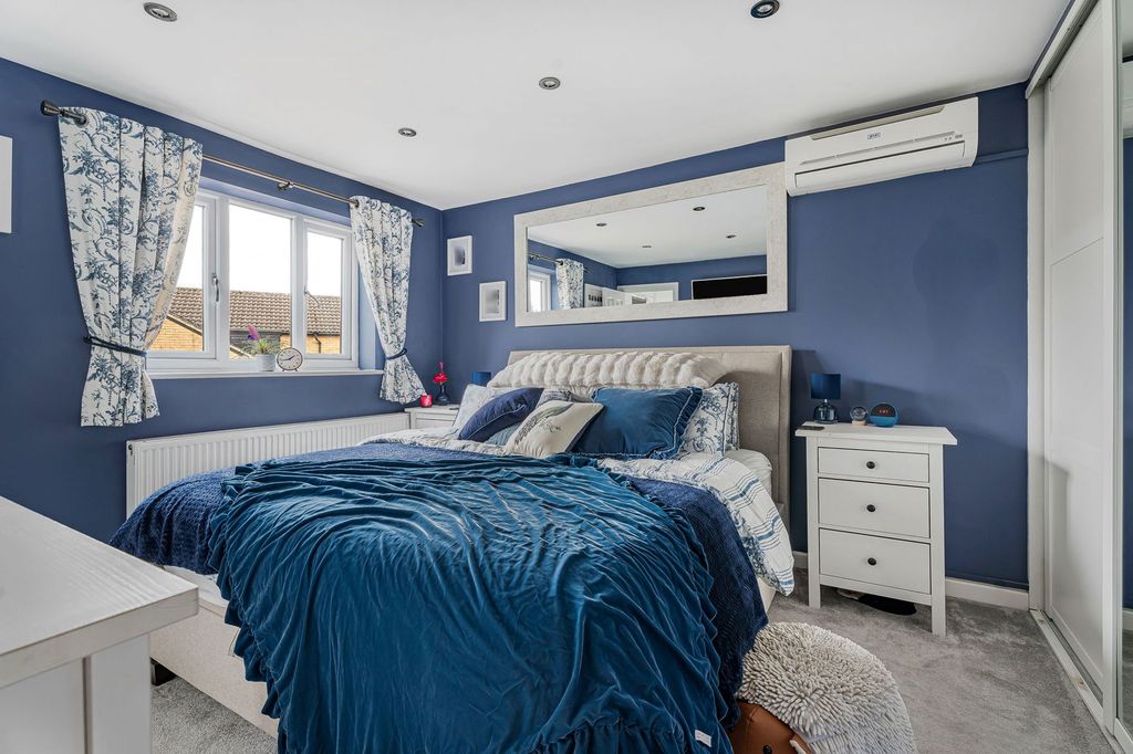 Additional image 17 of 5 bed detached house for saleHolly Close, Brackley NN13