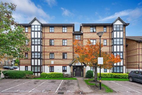 Creighton Road, London N17