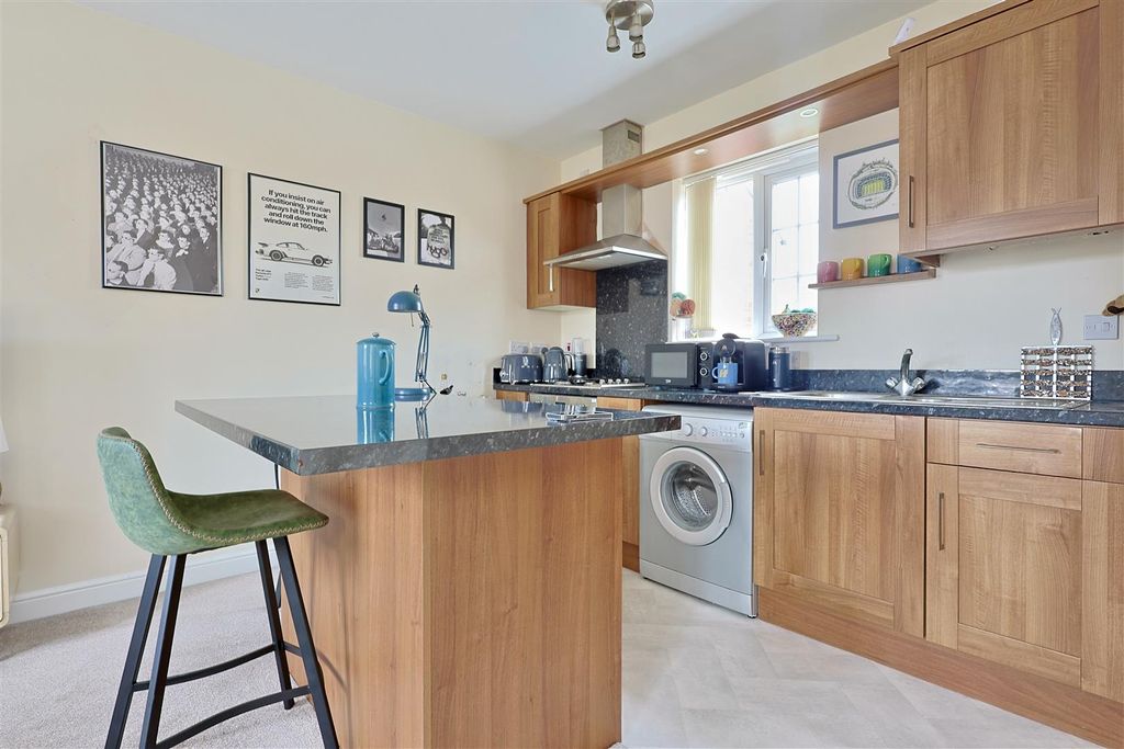 Additional image 2 of 1 bed flat for saleBeaumaris Court Longbenton, Newcastle Upon Tyne NE12
