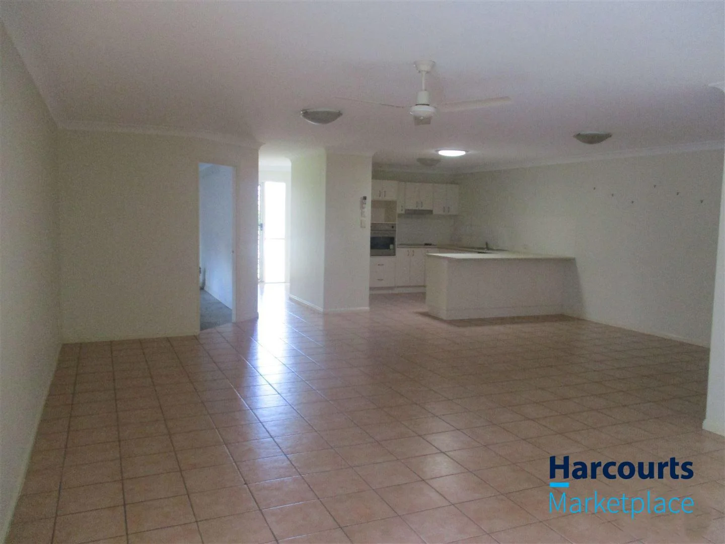 17 Emma Place, Springfield Lakes QLD 4300 photo 2